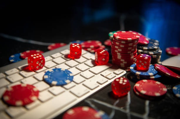modapk mobile app interface showing live-dealer tables and account balance